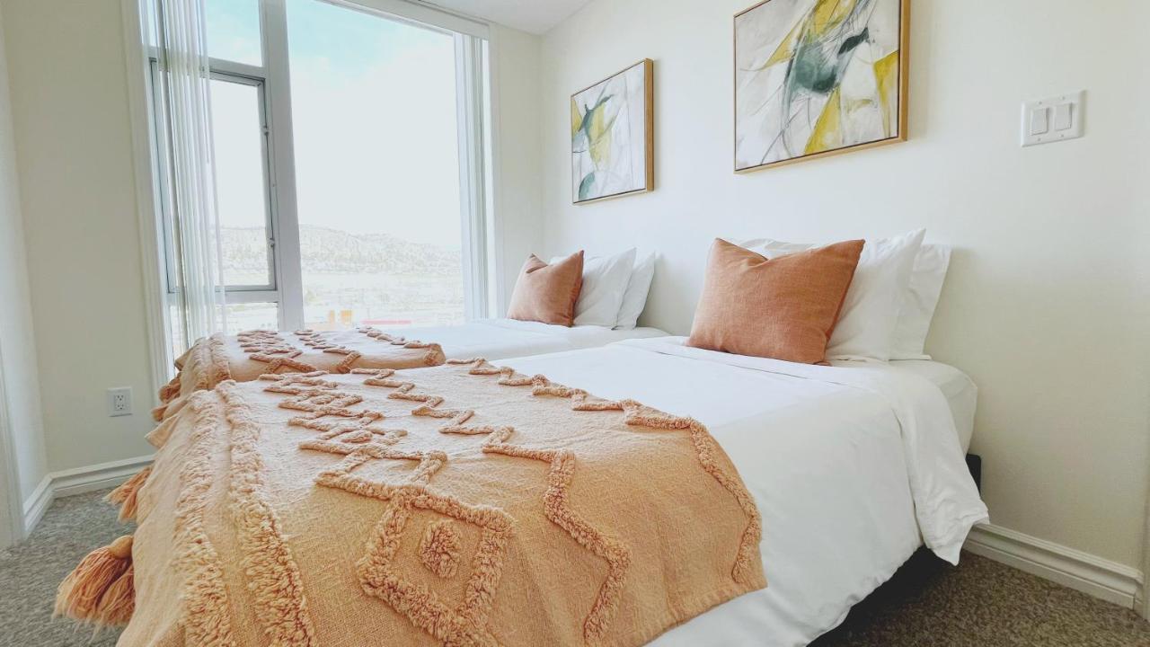 דירות Downtown Waterfront Kelowna Oasis Newly Renovated 2Bed 2Bath מראה חיצוני תמונה