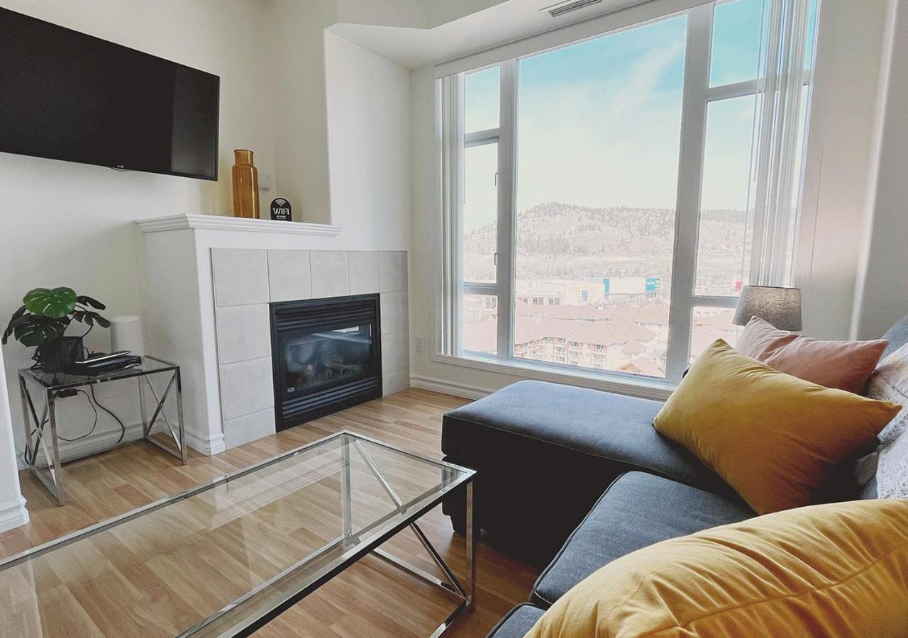 דירות Downtown Waterfront Kelowna Oasis Newly Renovated 2Bed 2Bath מראה חיצוני תמונה