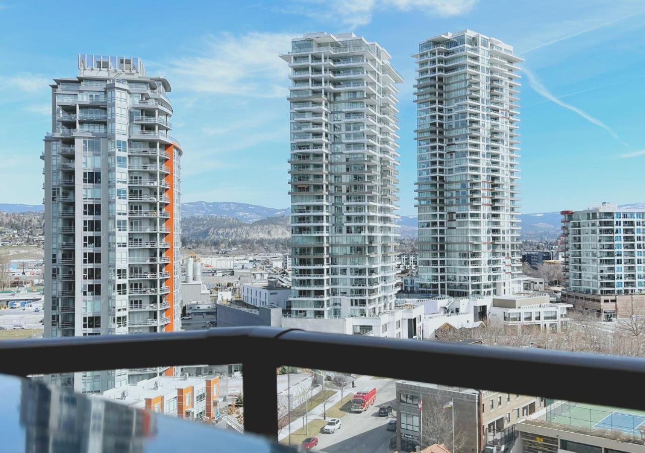 דירות Downtown Waterfront Kelowna Oasis Newly Renovated 2Bed 2Bath מראה חיצוני תמונה