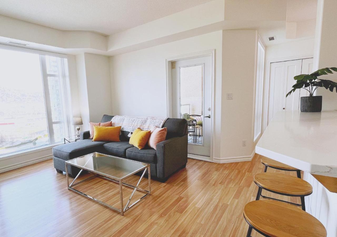 דירות Downtown Waterfront Kelowna Oasis Newly Renovated 2Bed 2Bath מראה חיצוני תמונה