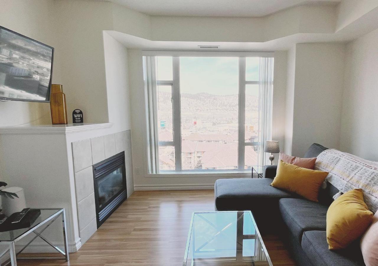 דירות Downtown Waterfront Kelowna Oasis Newly Renovated 2Bed 2Bath מראה חיצוני תמונה