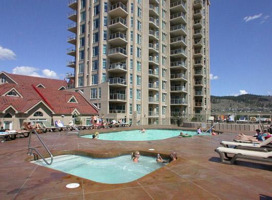 דירות Downtown Waterfront Kelowna Oasis Newly Renovated 2Bed 2Bath מראה חיצוני תמונה